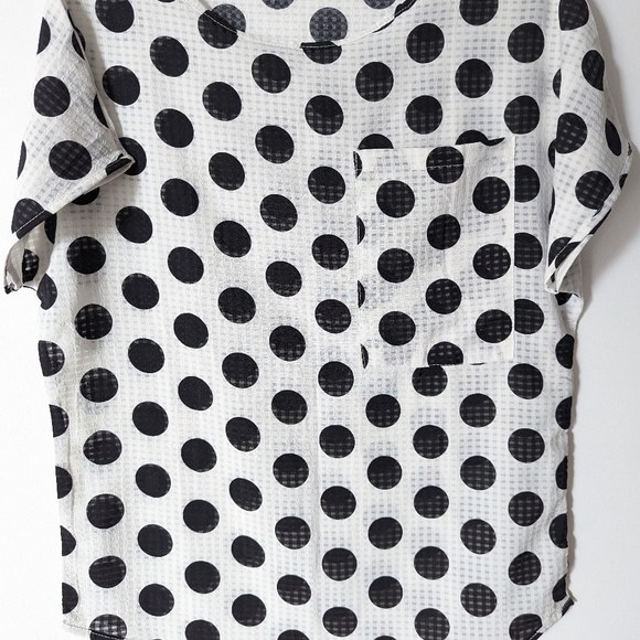 Cute polka dots black and white 🖤 🤍 SS Tee - Picture 5 of 5